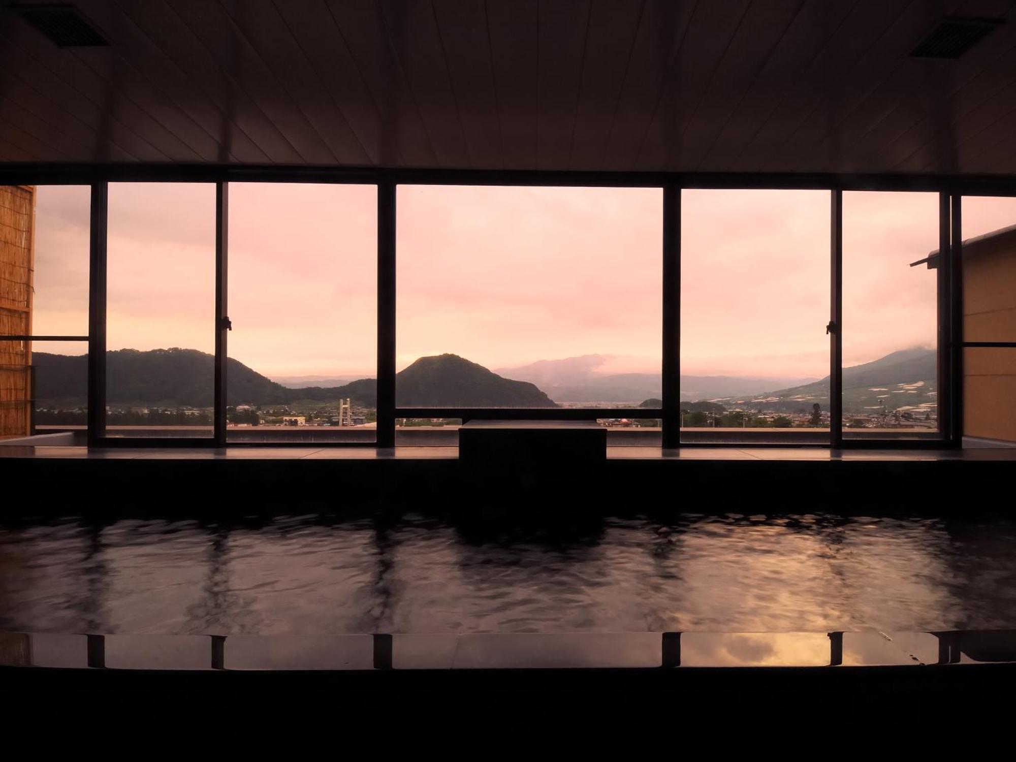Hotel Tsubakino Yamanouchi  Bagian luar foto