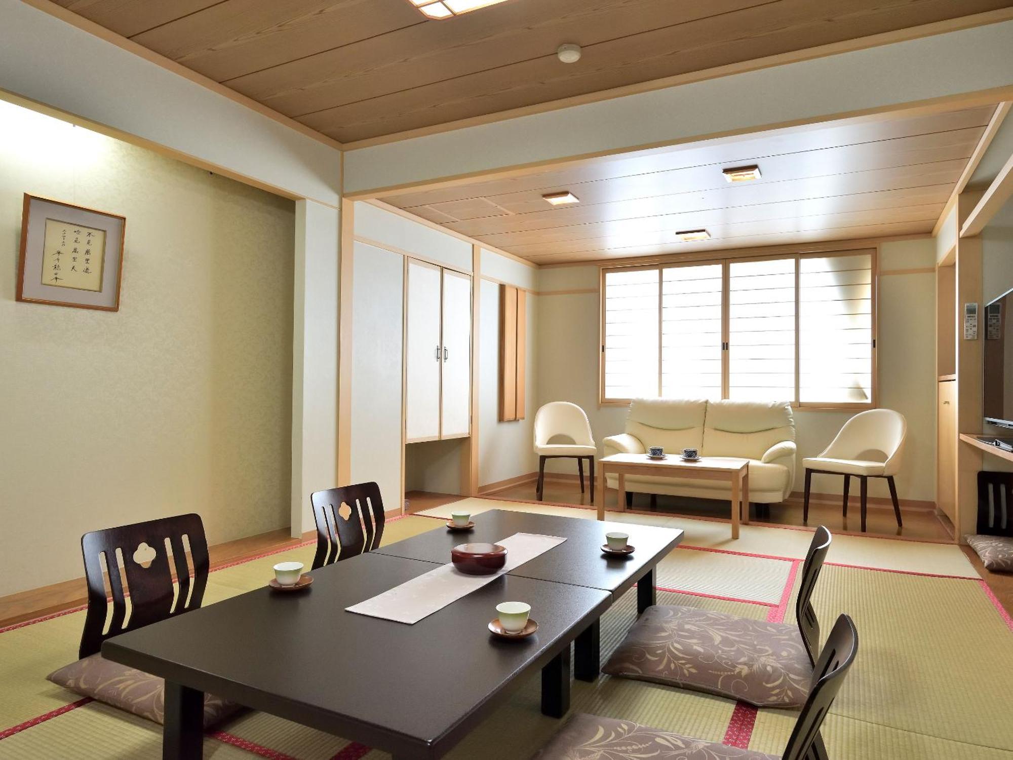 Hotel Tsubakino Yamanouchi  Bagian luar foto