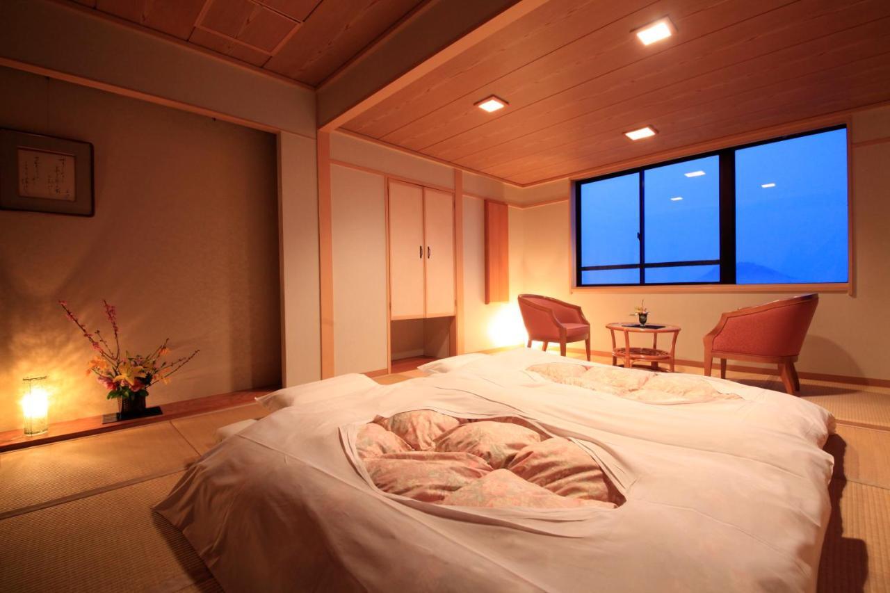 Hotel Tsubakino Yamanouchi  Bagian luar foto